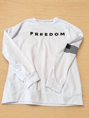 Freedom White Graphic Pullover Sweatshirt w/ American Flag Sleeve | Size L